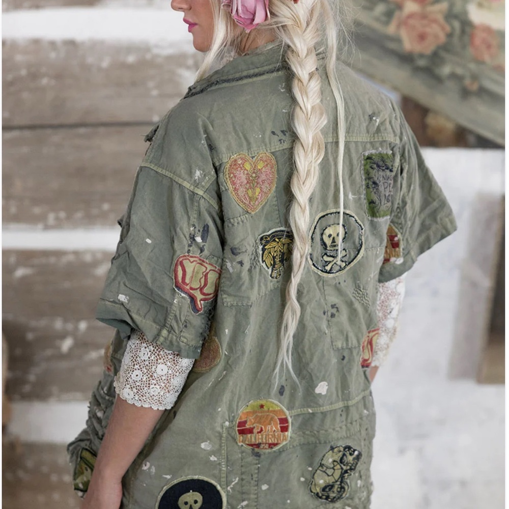 Magnolia Pearl 1051 JHORN Pocket Layering Jacket